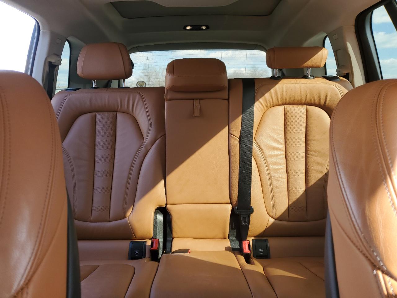 2021 BMW X7 - Image 10