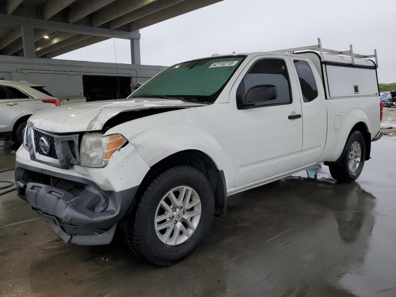 2017 Nissan Navara (Frontier) - Image 1