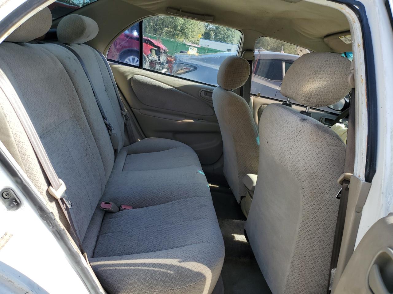2000 Toyota Corolla - Image 10