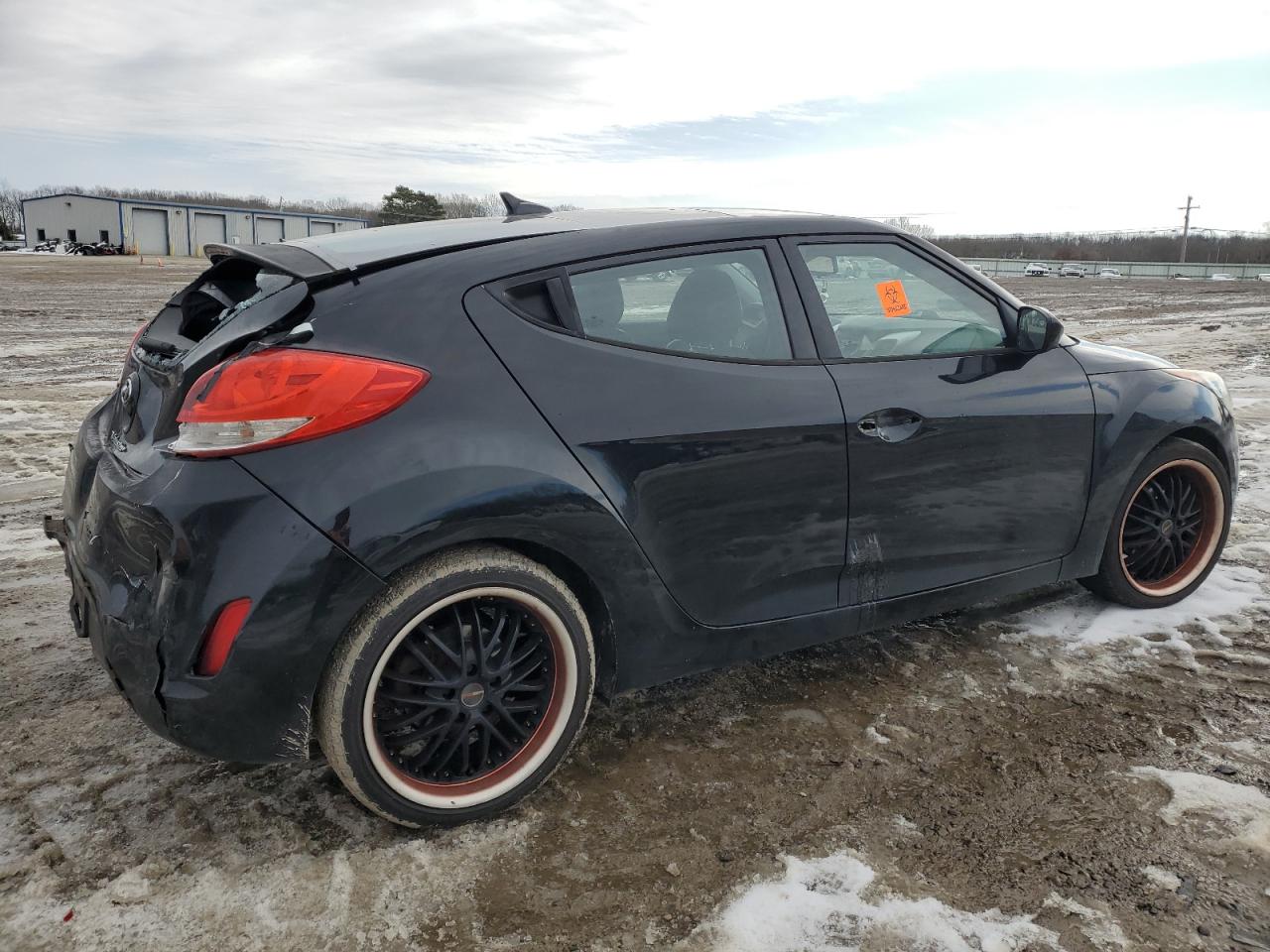 2013 Hyundai Veloster - Image 3