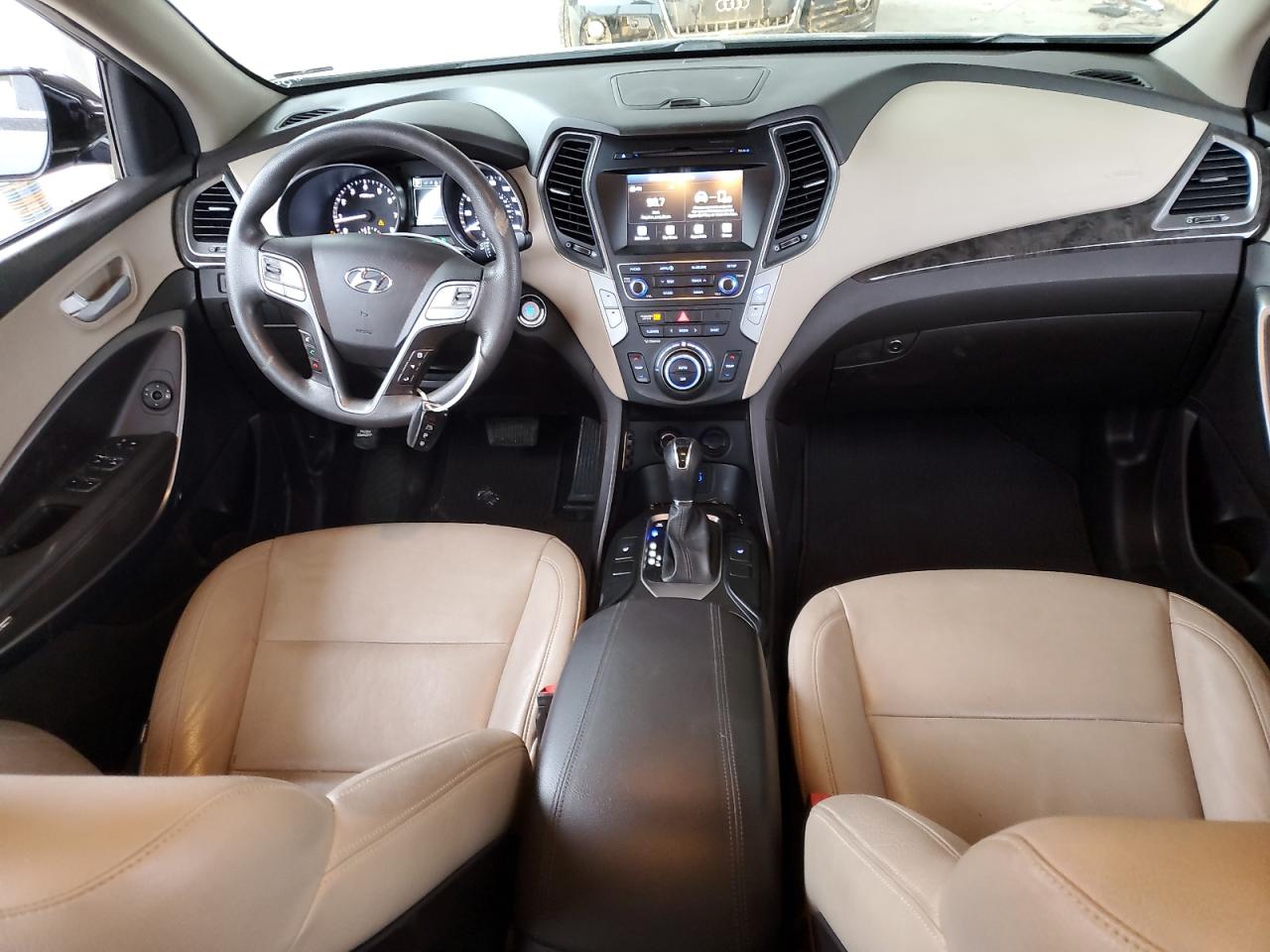 2018 Hyundai Santa Fe - Image 8