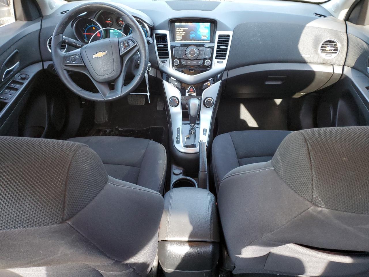 2016 Chevrolet Cruze - Image 8