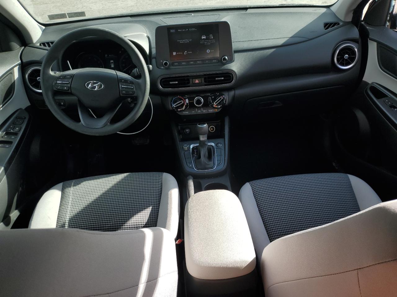2023 Hyundai Kona - Image 8