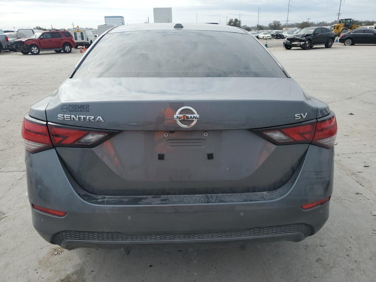 2022 Nissan Sentra - Image 6
