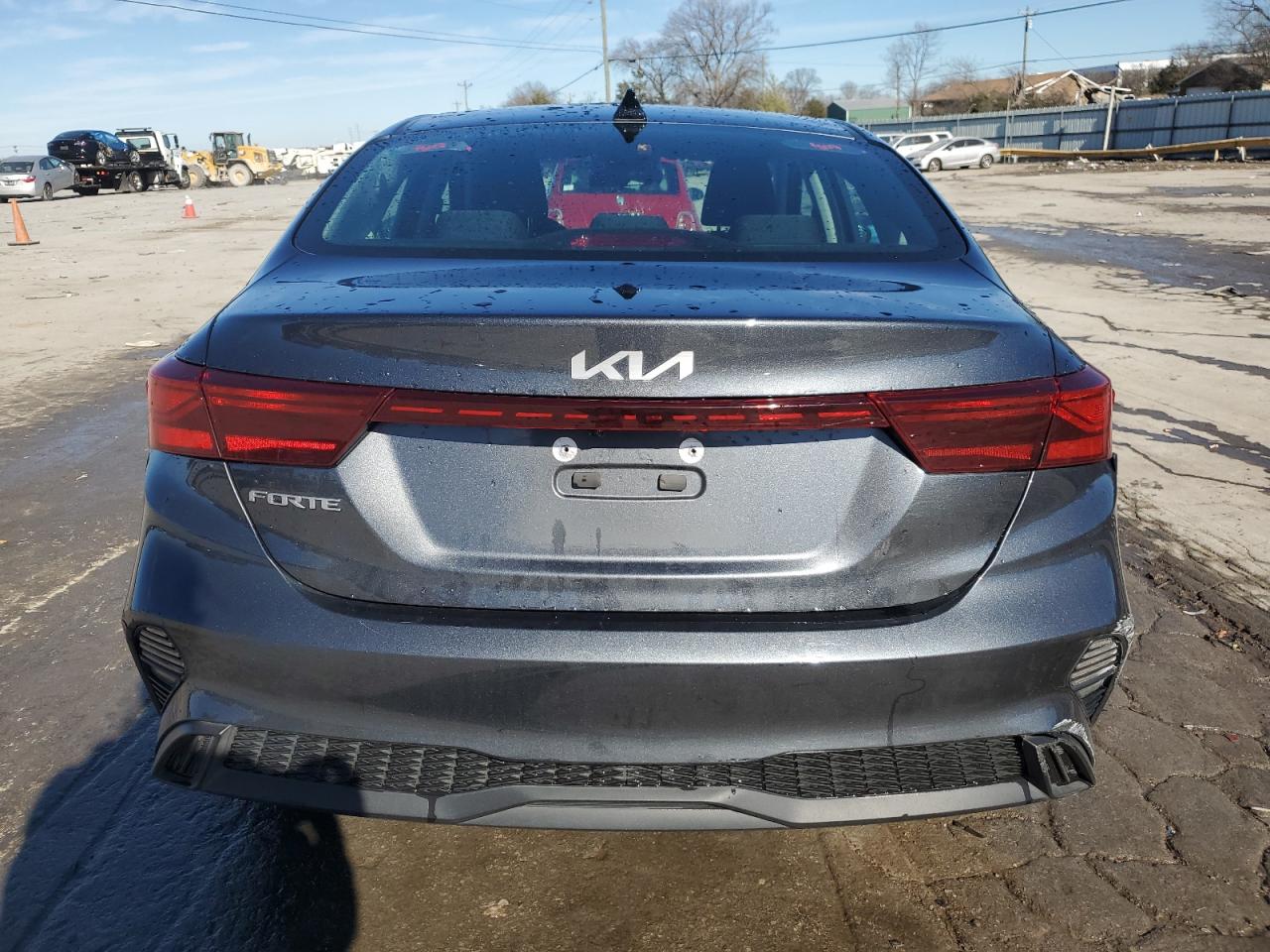 2024 Kia Forte - Image 6