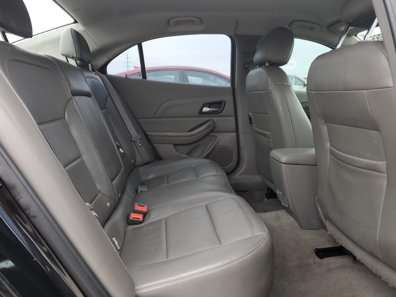 2015 Chevrolet Malibu - Image 10