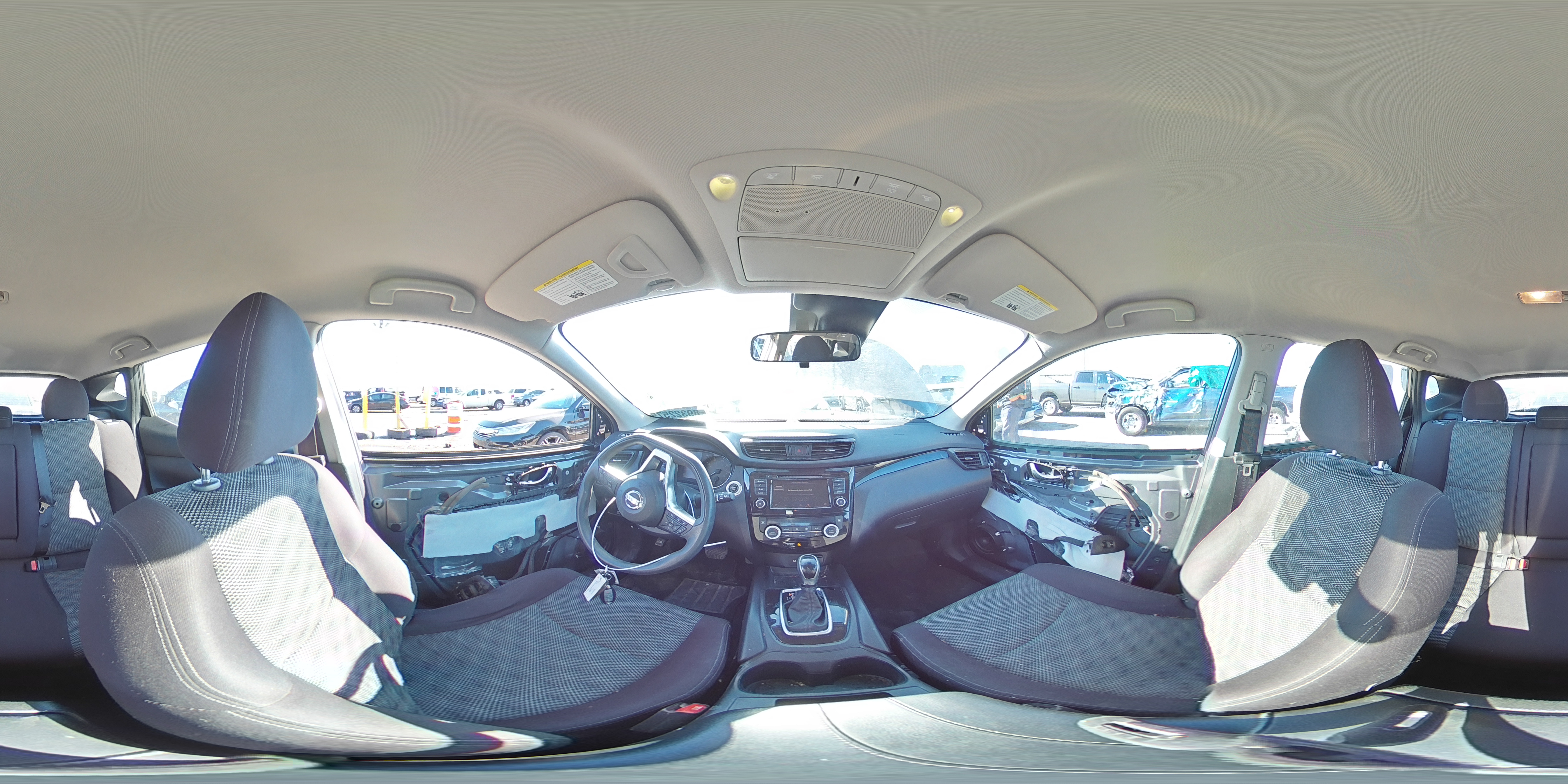 2019 Nissan Rogue - Image 13