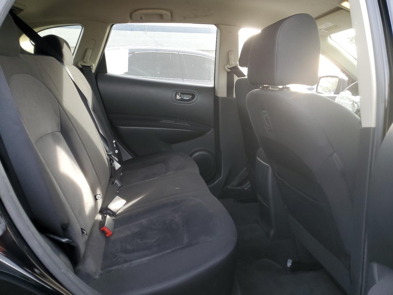 2010 Nissan Rogue - Image 11