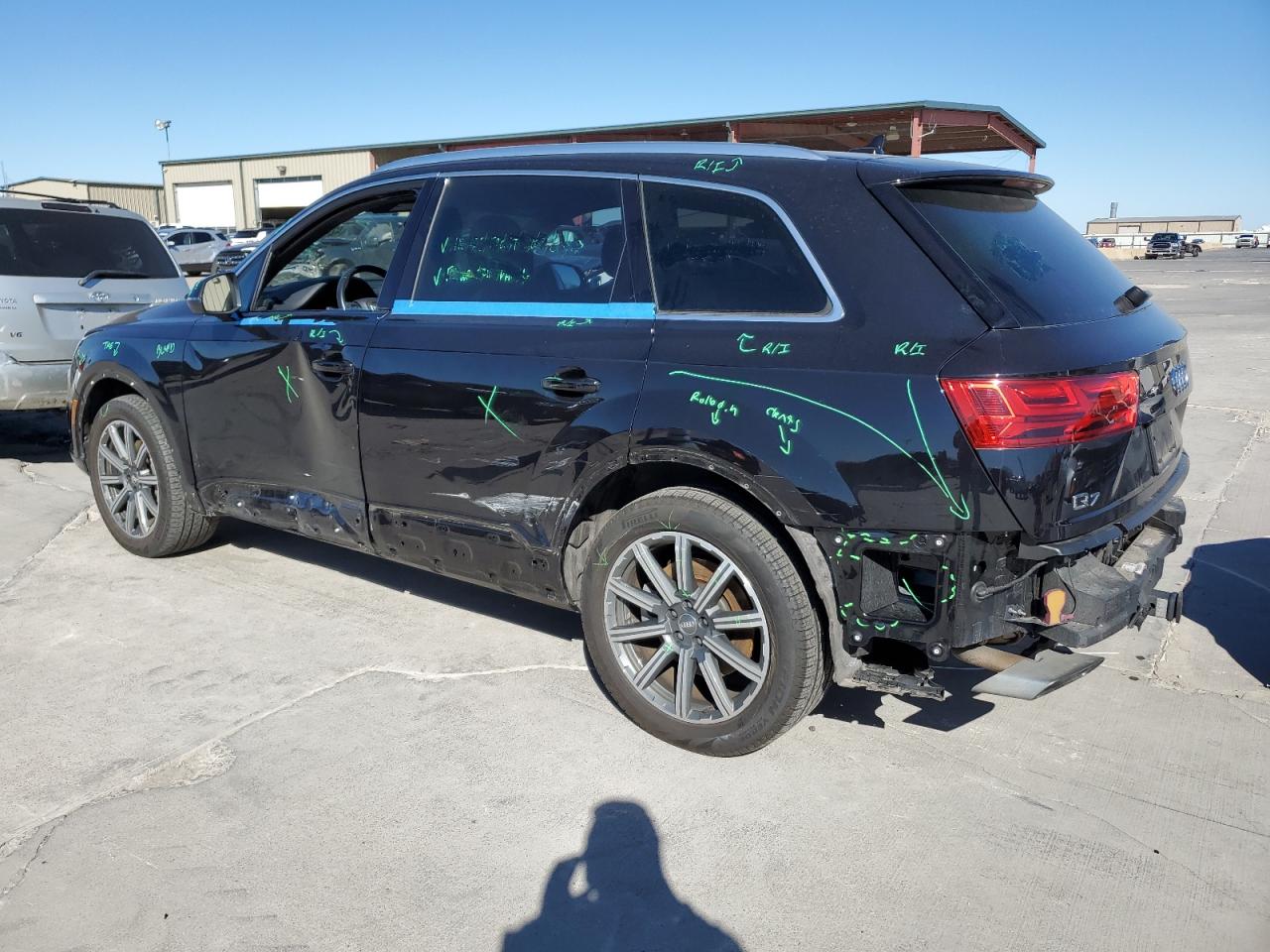 2019 Audi Q7 - Image 2