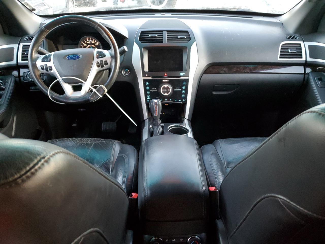 2013 Ford Explorer - Image 8
