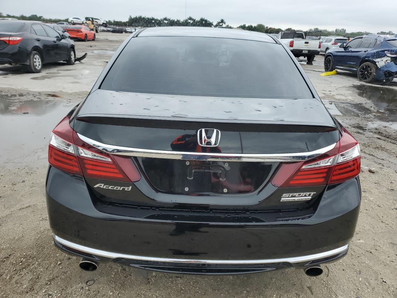 2017 Honda Accord - Image 6