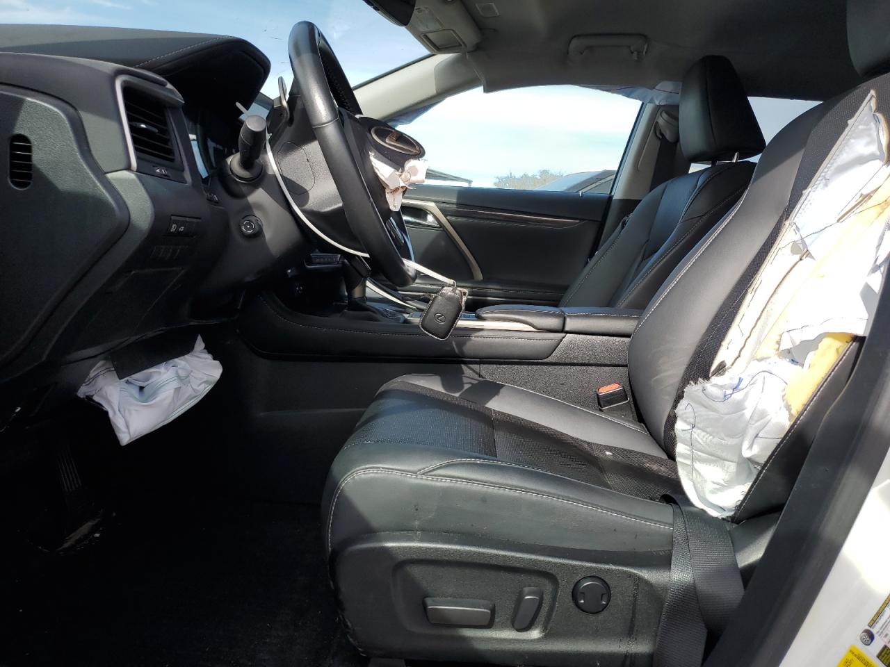 2022 Lexus RX - Image 7
