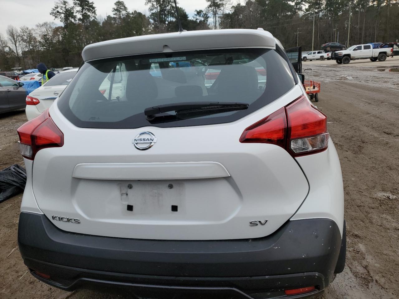 2018 Nissan Kicks - Image 6