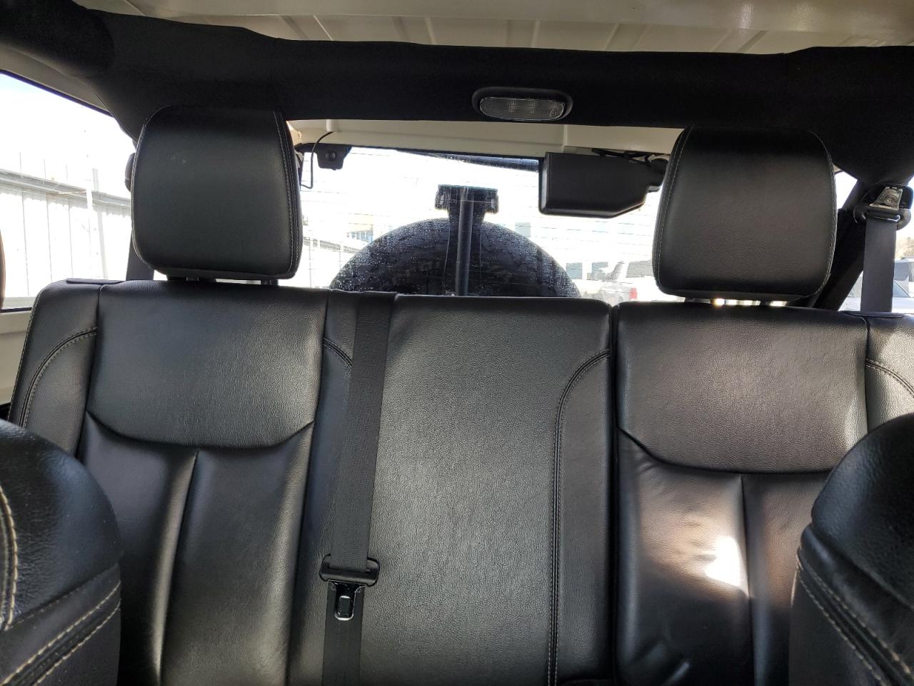 2018 Jeep Wrangler - Image 10