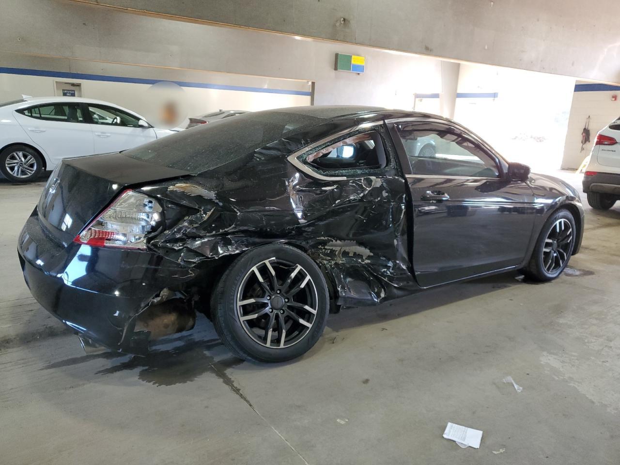 2009 Honda Accord - Image 3