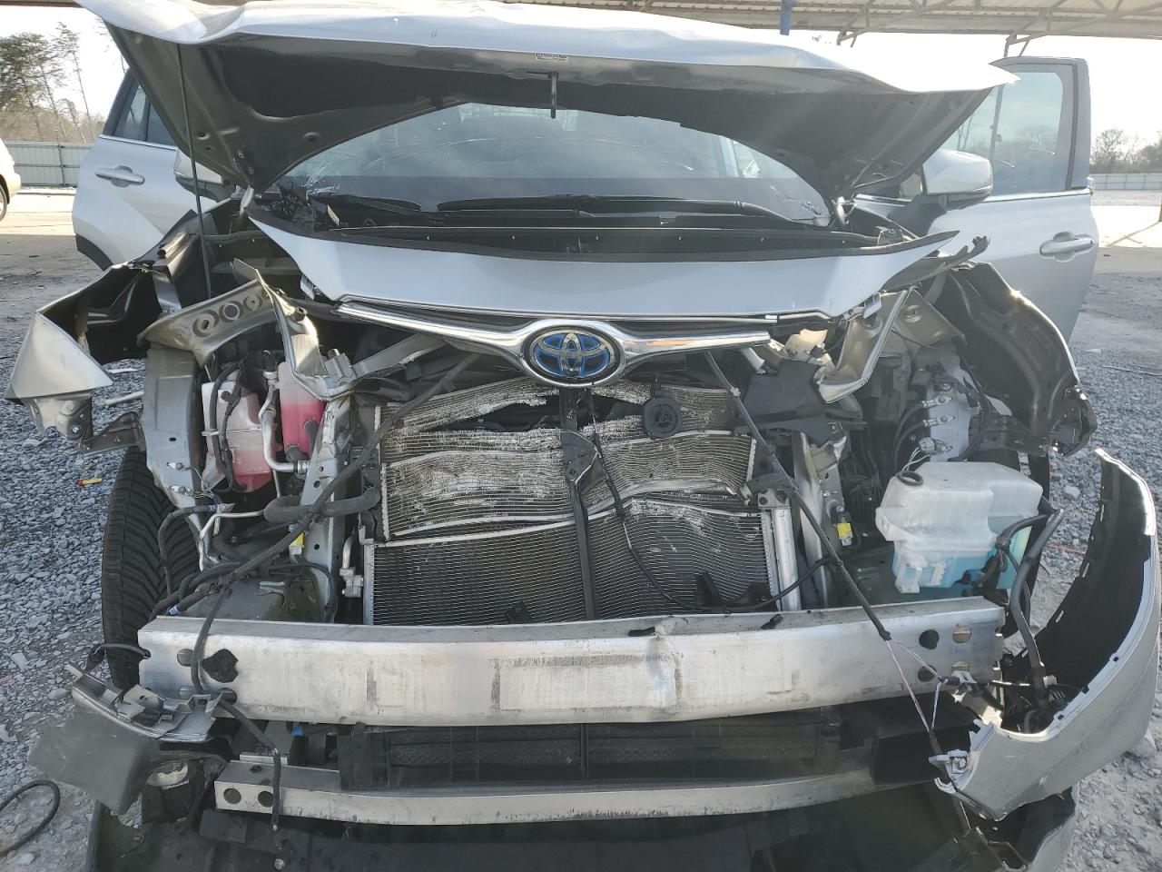 2021 Toyota Highlander - Image 12