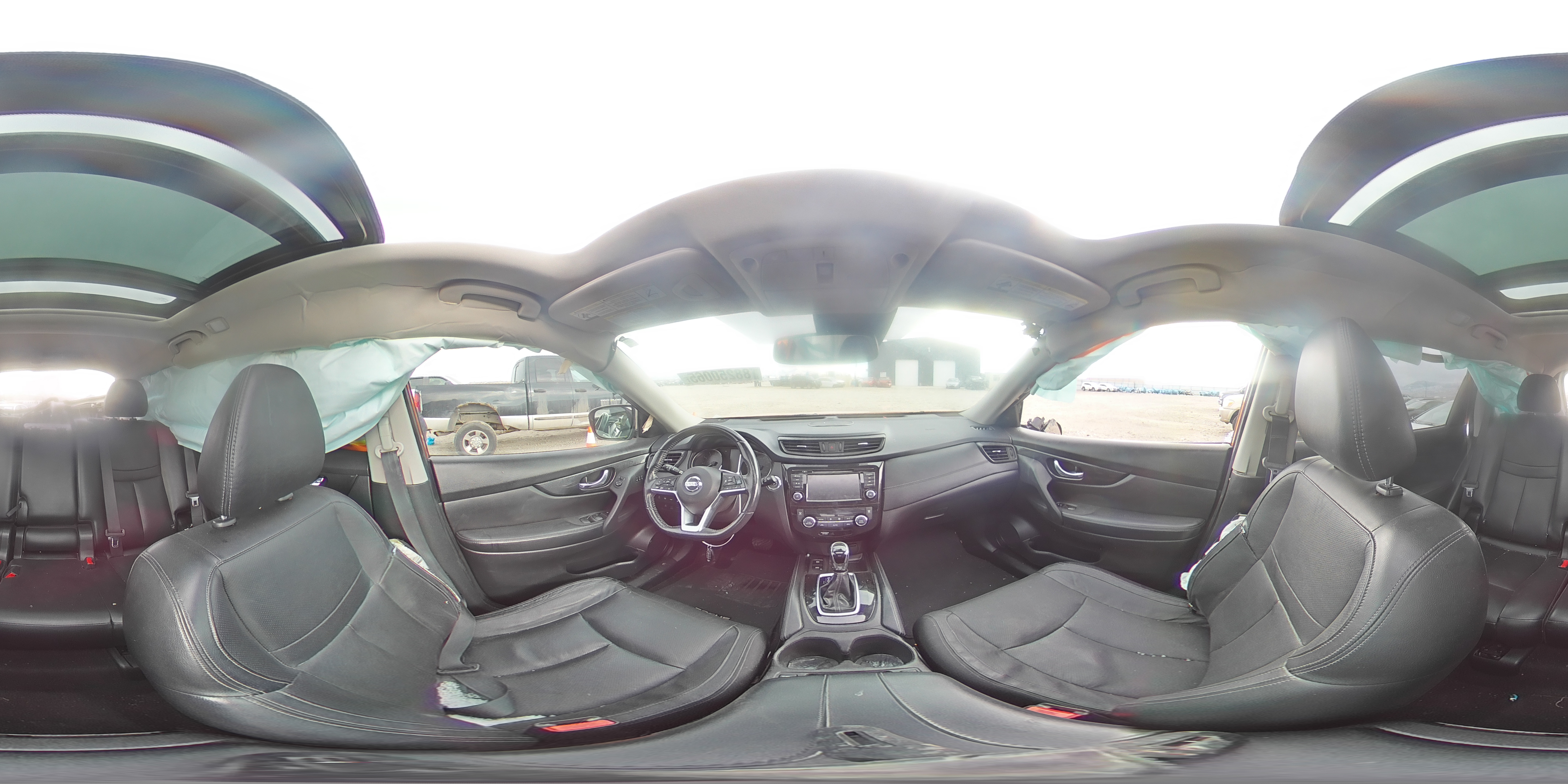 2018 Nissan Rogue - Image 12