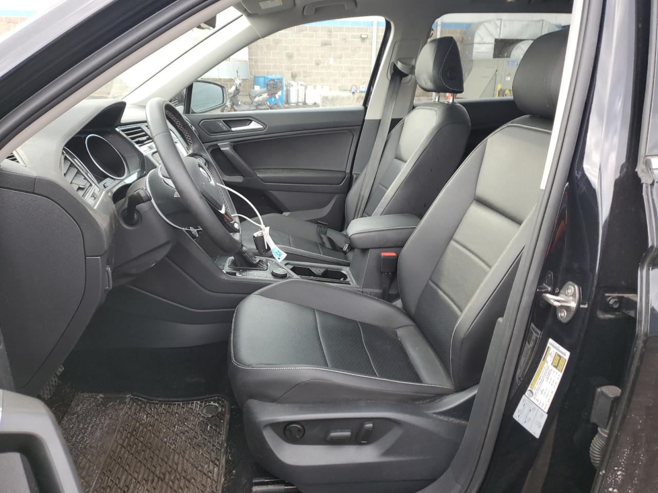 2021 Volkswagen Tiguan - Image 7