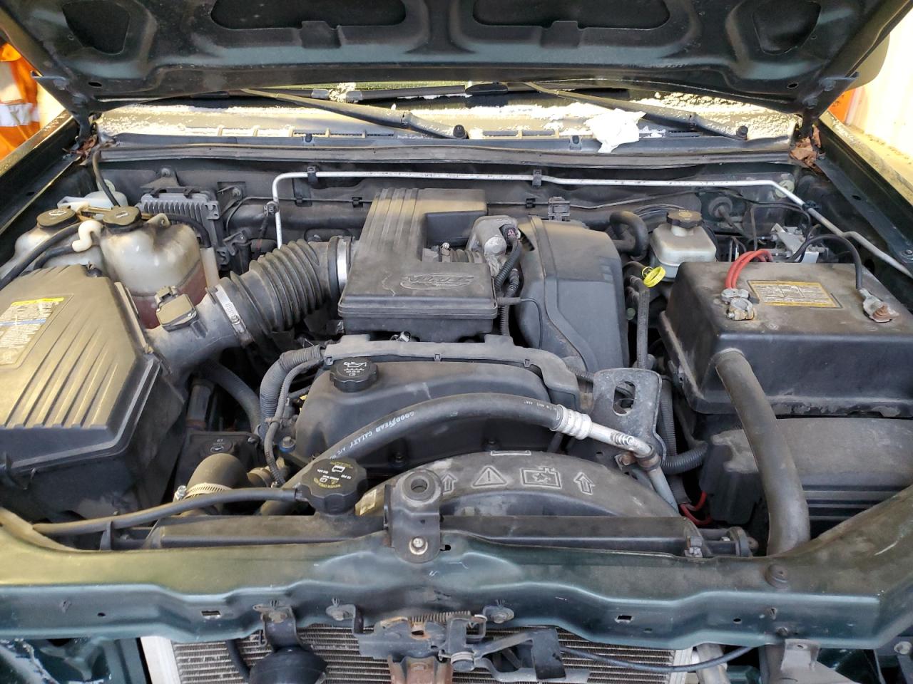 2005 Chevrolet Colorado - Image 11