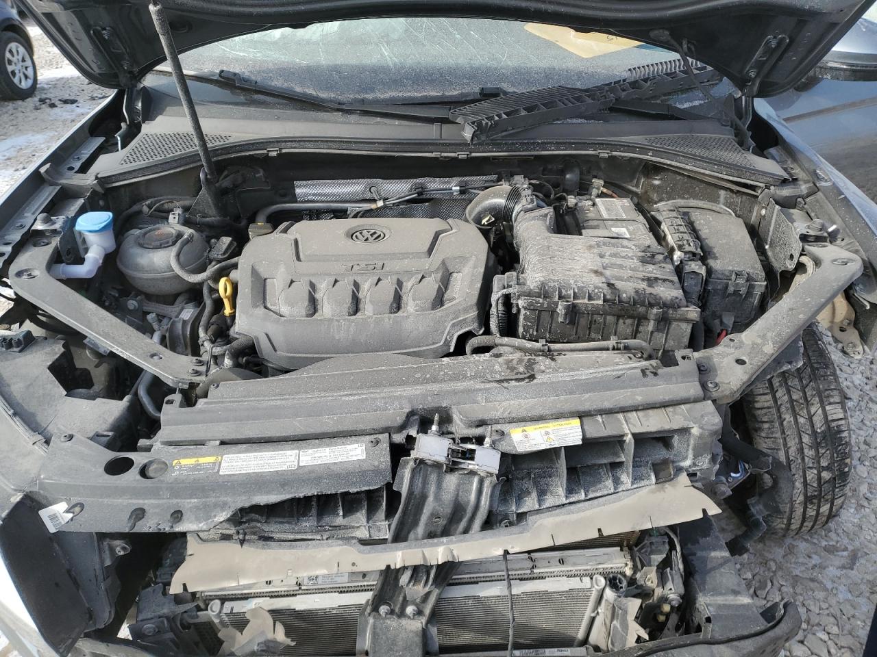 2021 Volkswagen Tiguan - Image 12