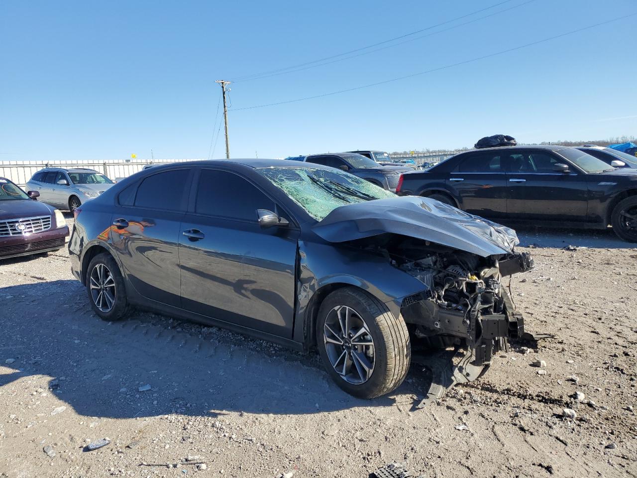 2022 Kia Forte - Image 4