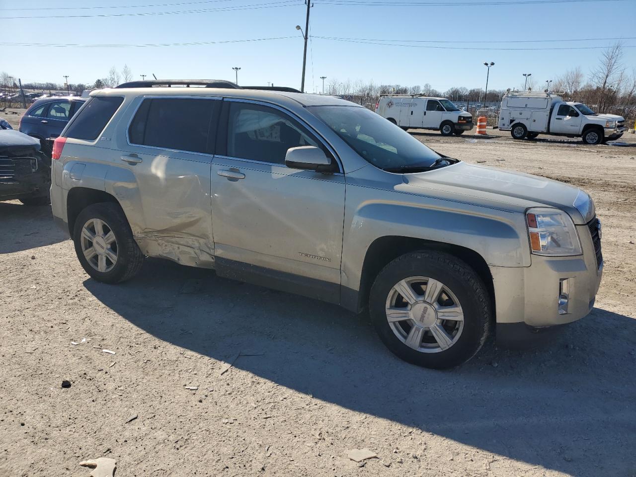 2015 GMC Terrain - Image 4