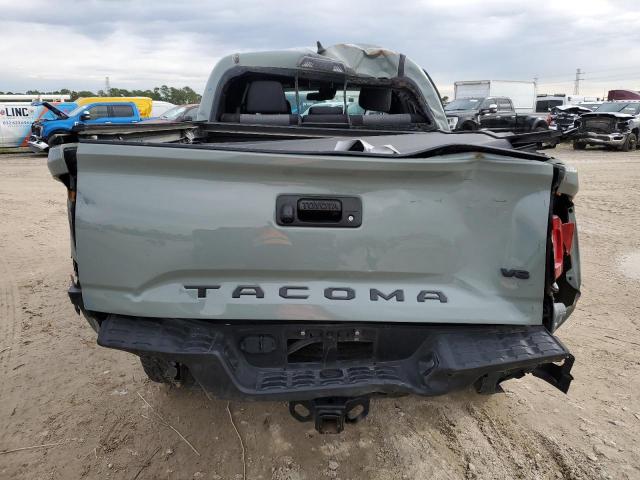  TOYOTA TACOMA 2022 Зеленый