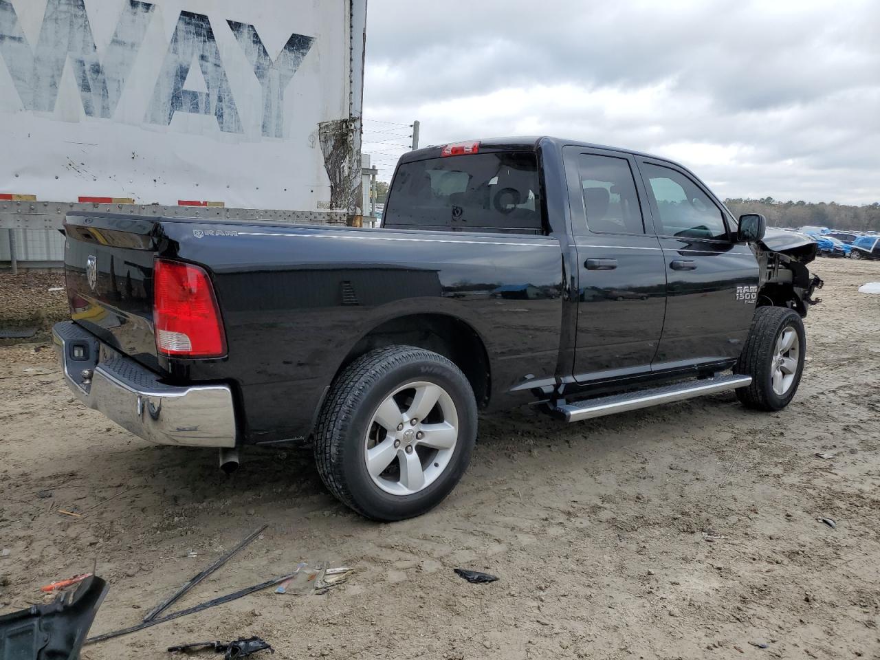 2021 RAM 1500 - Image 3