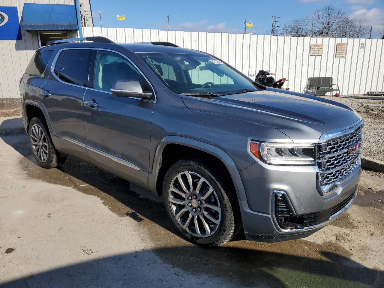 2021 GMC Acadia - Image 4