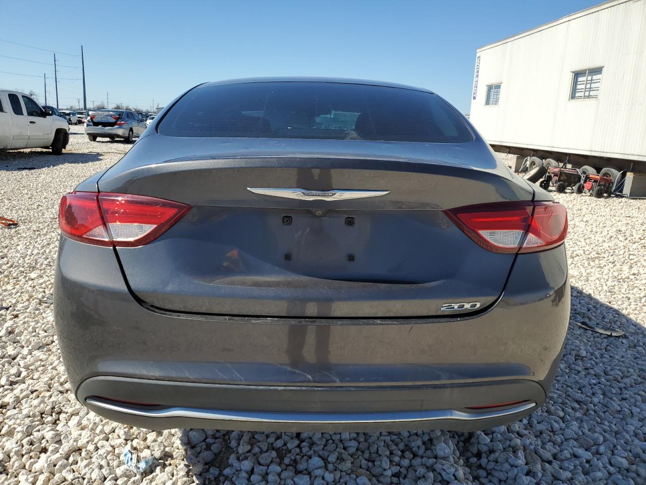 2016 Chrysler 200 - Image 6