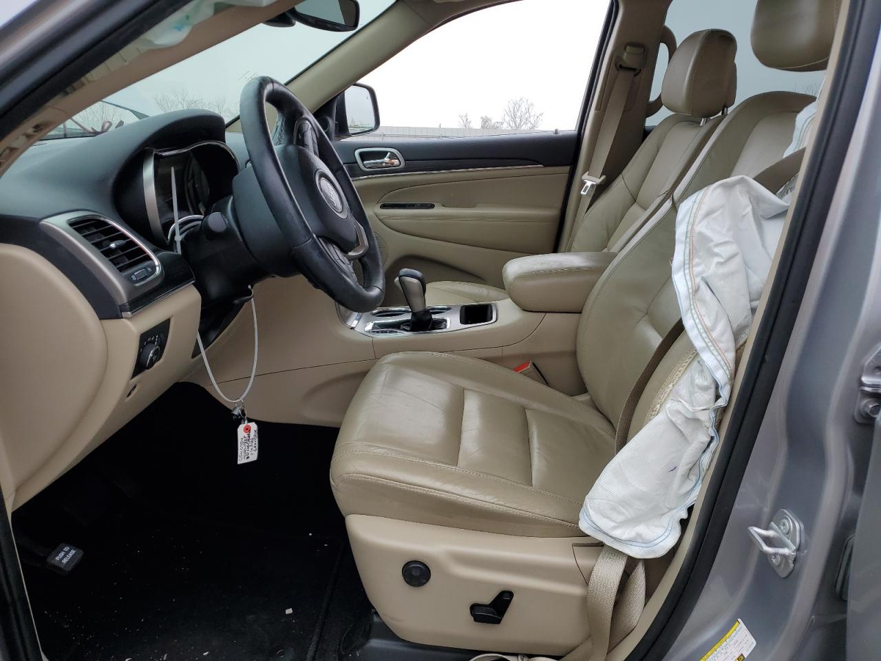 2020 Jeep Grand Cherokee - Image 7