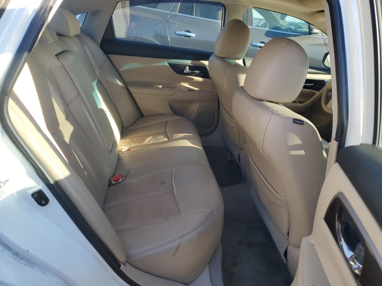 2014 Nissan Altima - Image 10