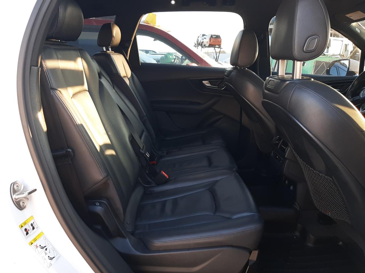 2018 Audi Q7 - Image 11