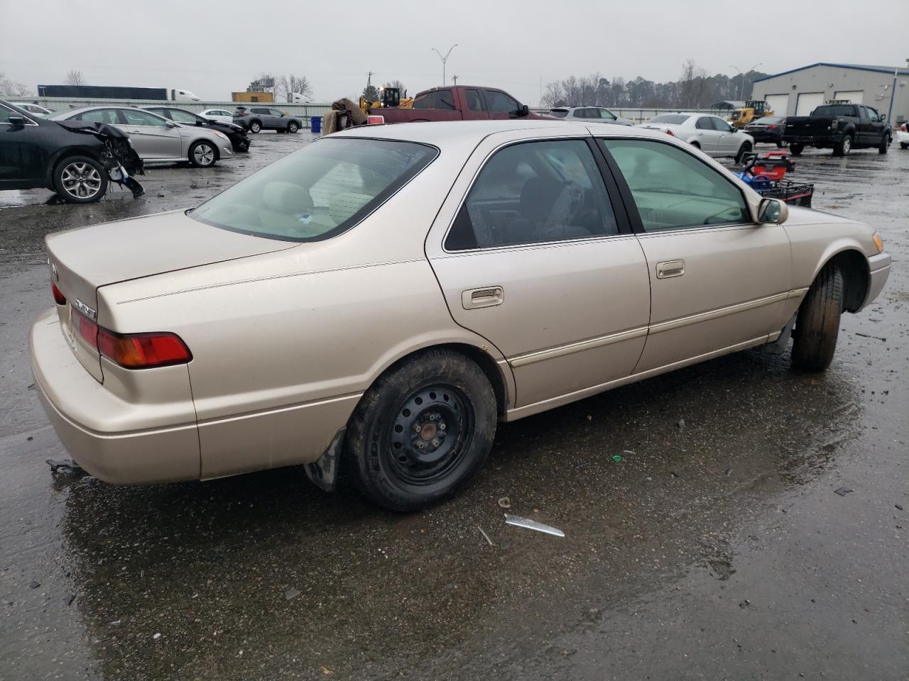 1999 Toyota Camry - Image 3