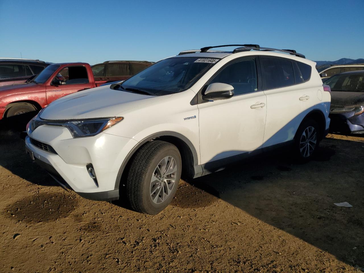 2018 Toyota RAV 4 - Image 1