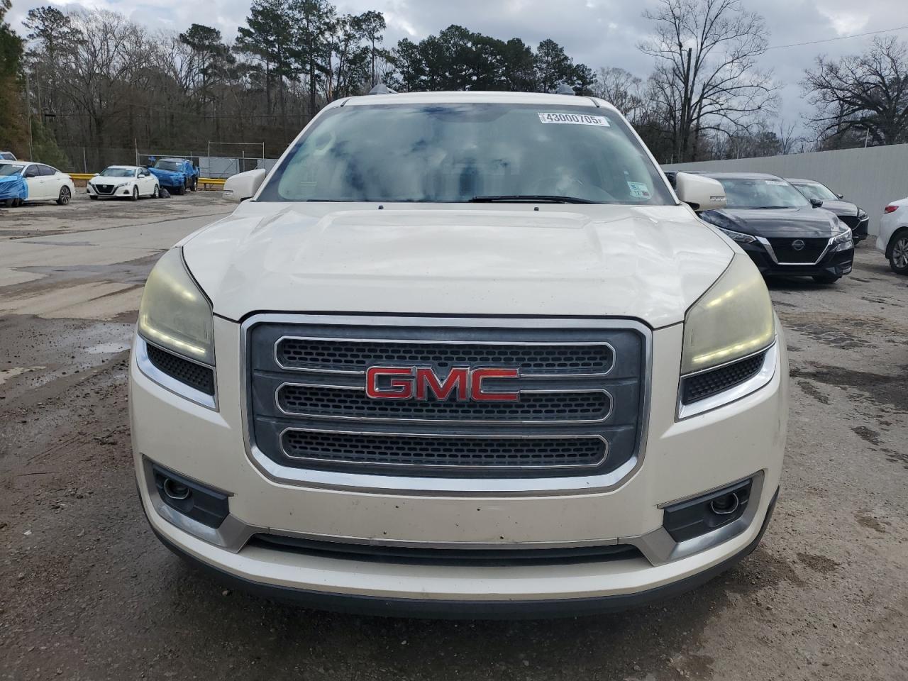 2013 GMC Acadia - Image 5