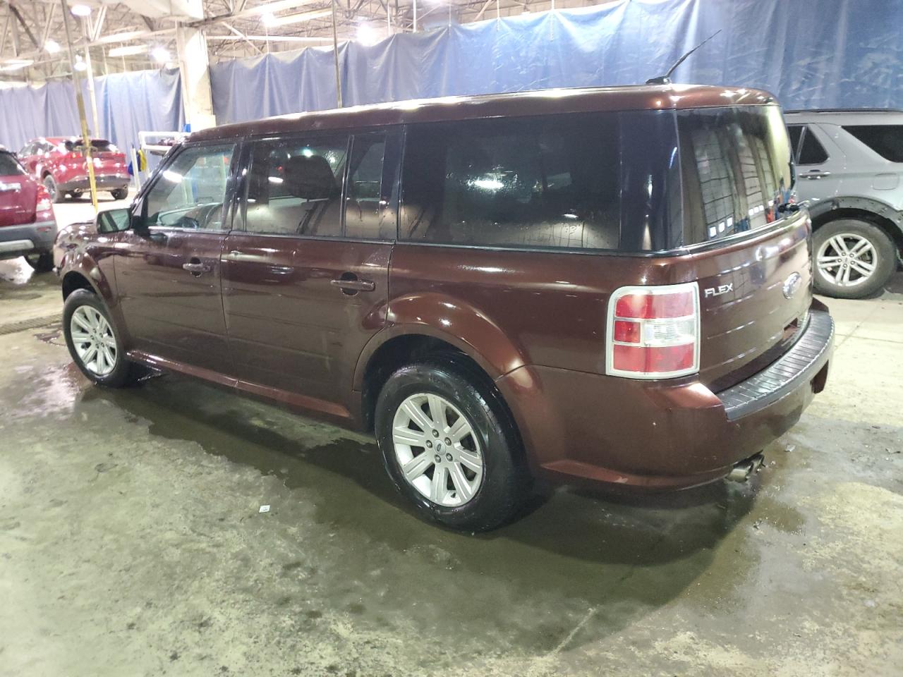 2010 Ford Flex - Image 2