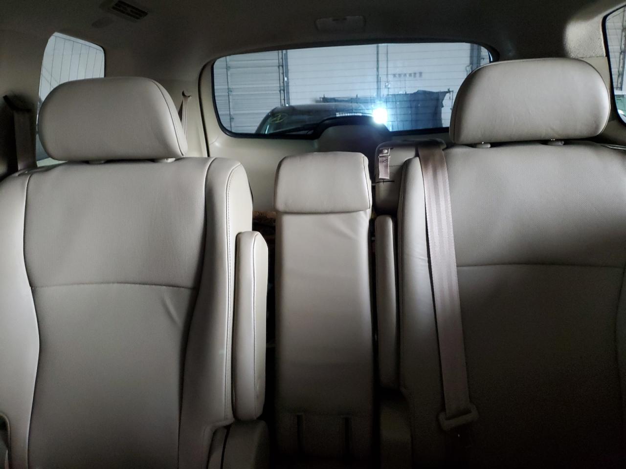 2013 Toyota Highlander - Image 10