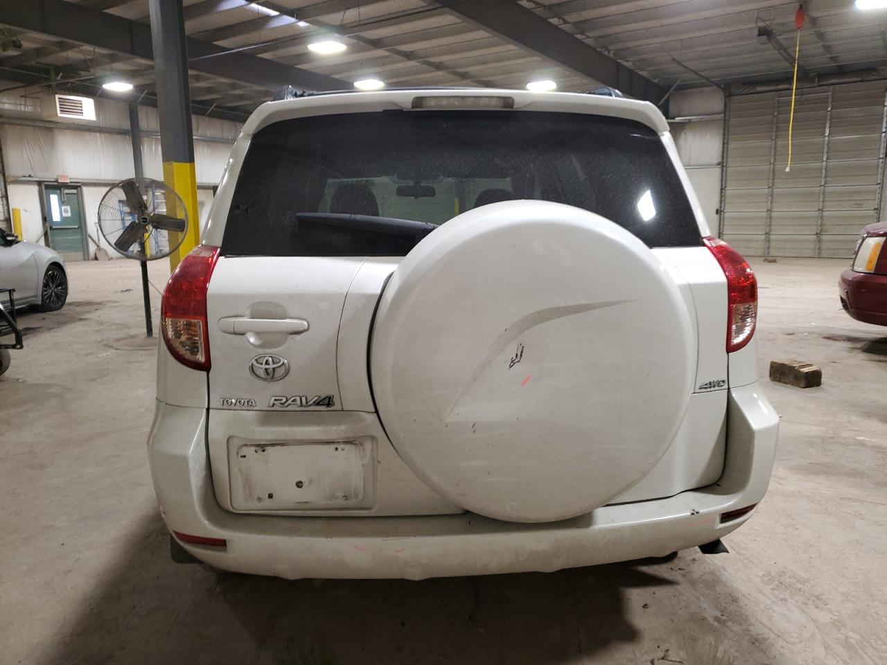 2008 Toyota RAV 4 - Image 6