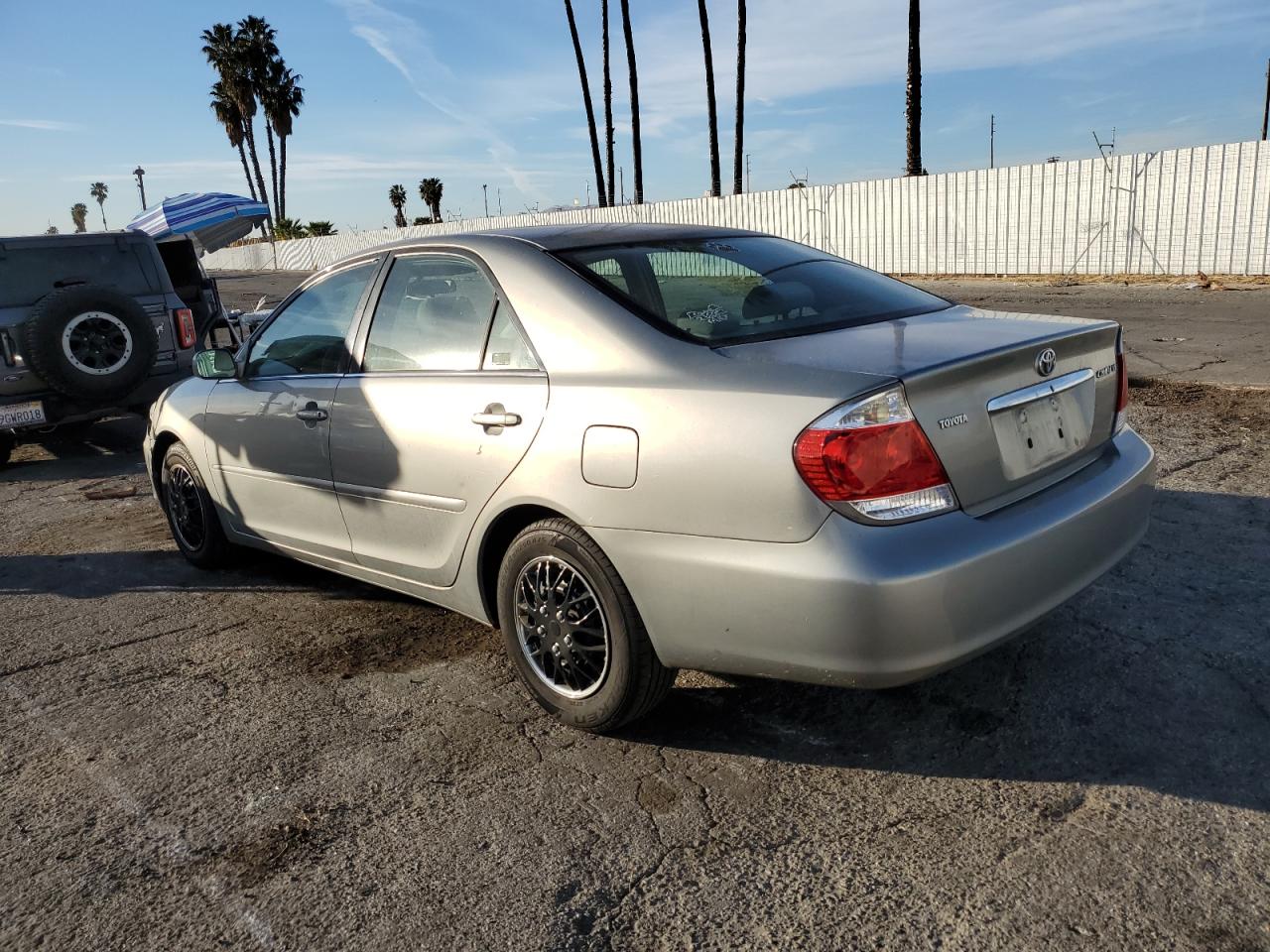 2006 Toyota Camry - Image 2