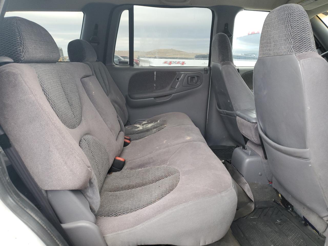 2000 Dodge Durango - Image 11