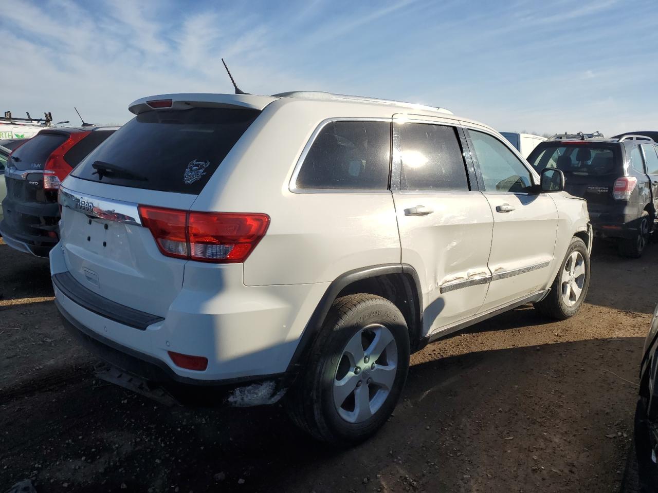 2011 Jeep Grand Cherokee - Image 3