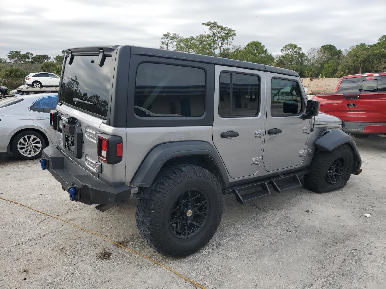 2018 Jeep Wrangler - Image 3