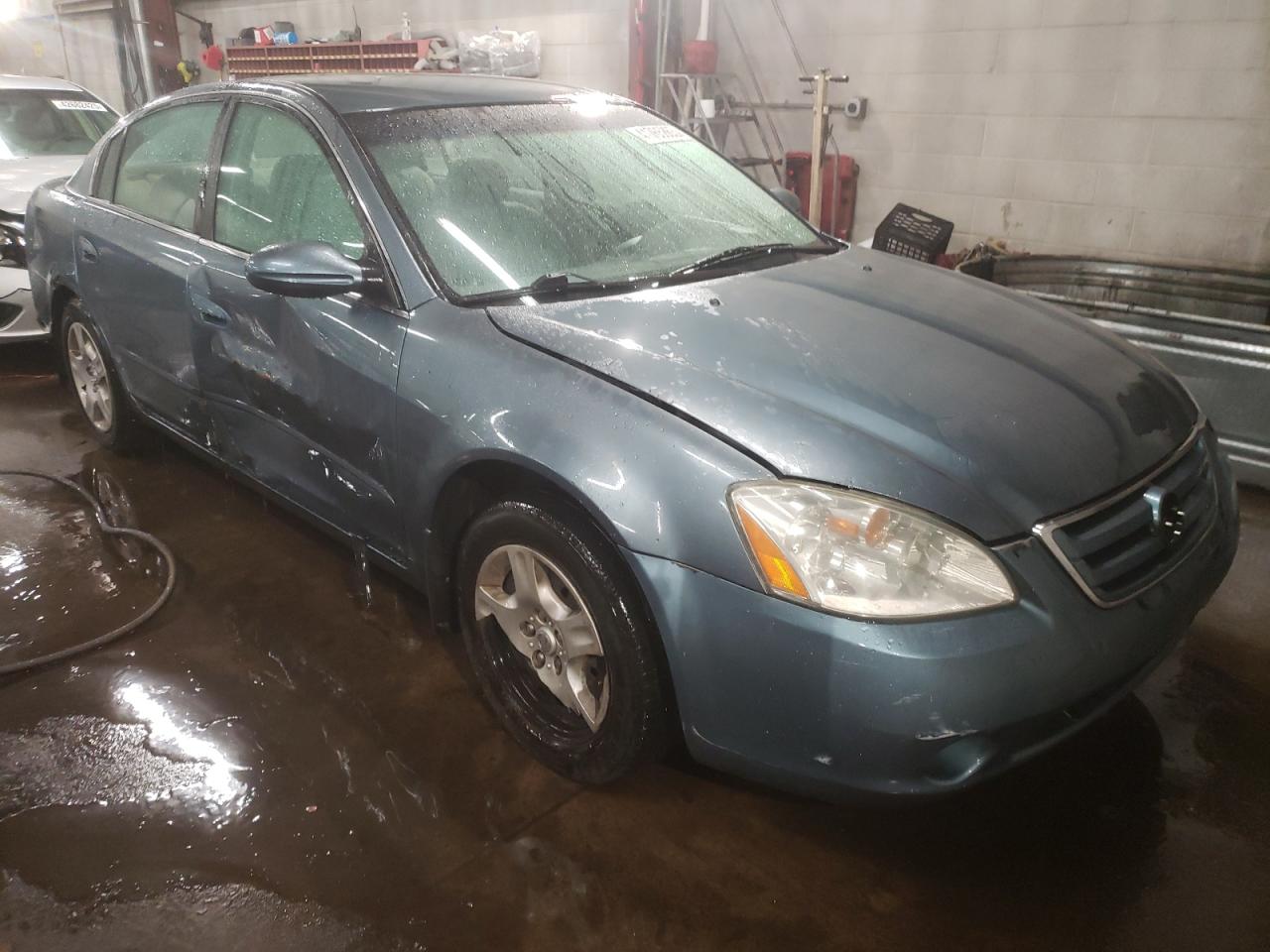 2002 Nissan Altima - Image 4