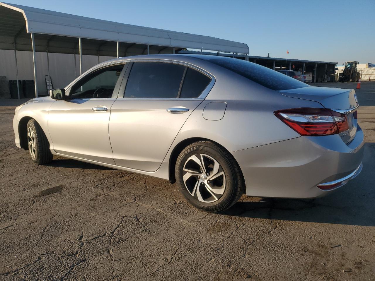 VIN 1HGCR2F38GA025847 2016 HONDA ACCORD no.2