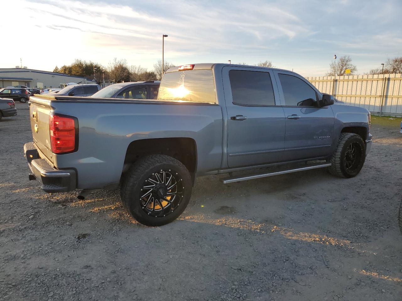 2015 Chevrolet Silverado - Image 3