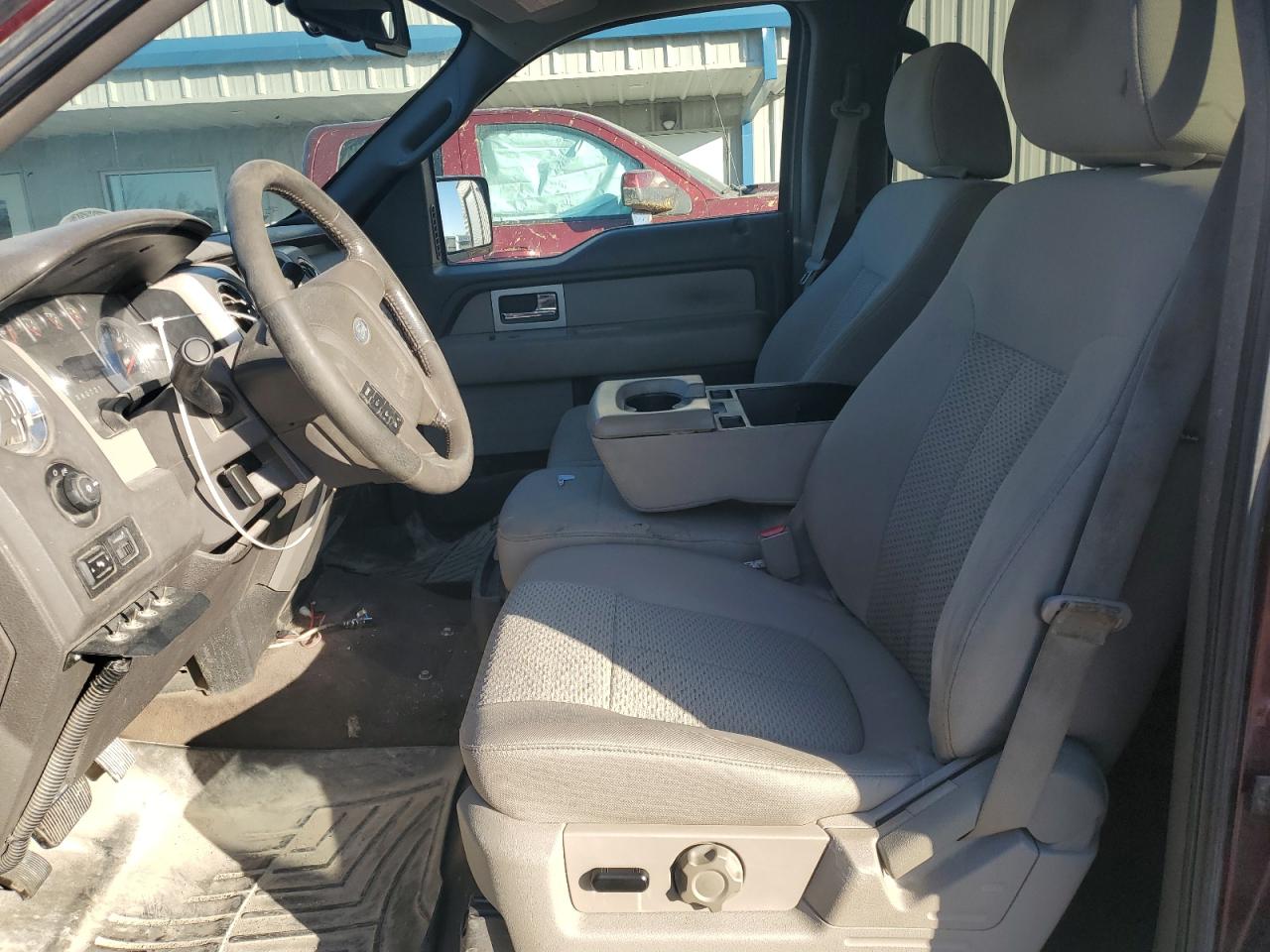 2010 Ford F-150 - Image 7