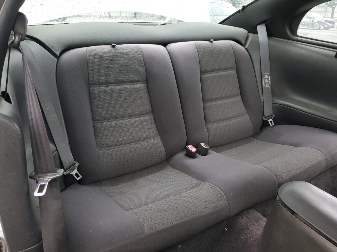 2002 Ford Mustang - Image 10
