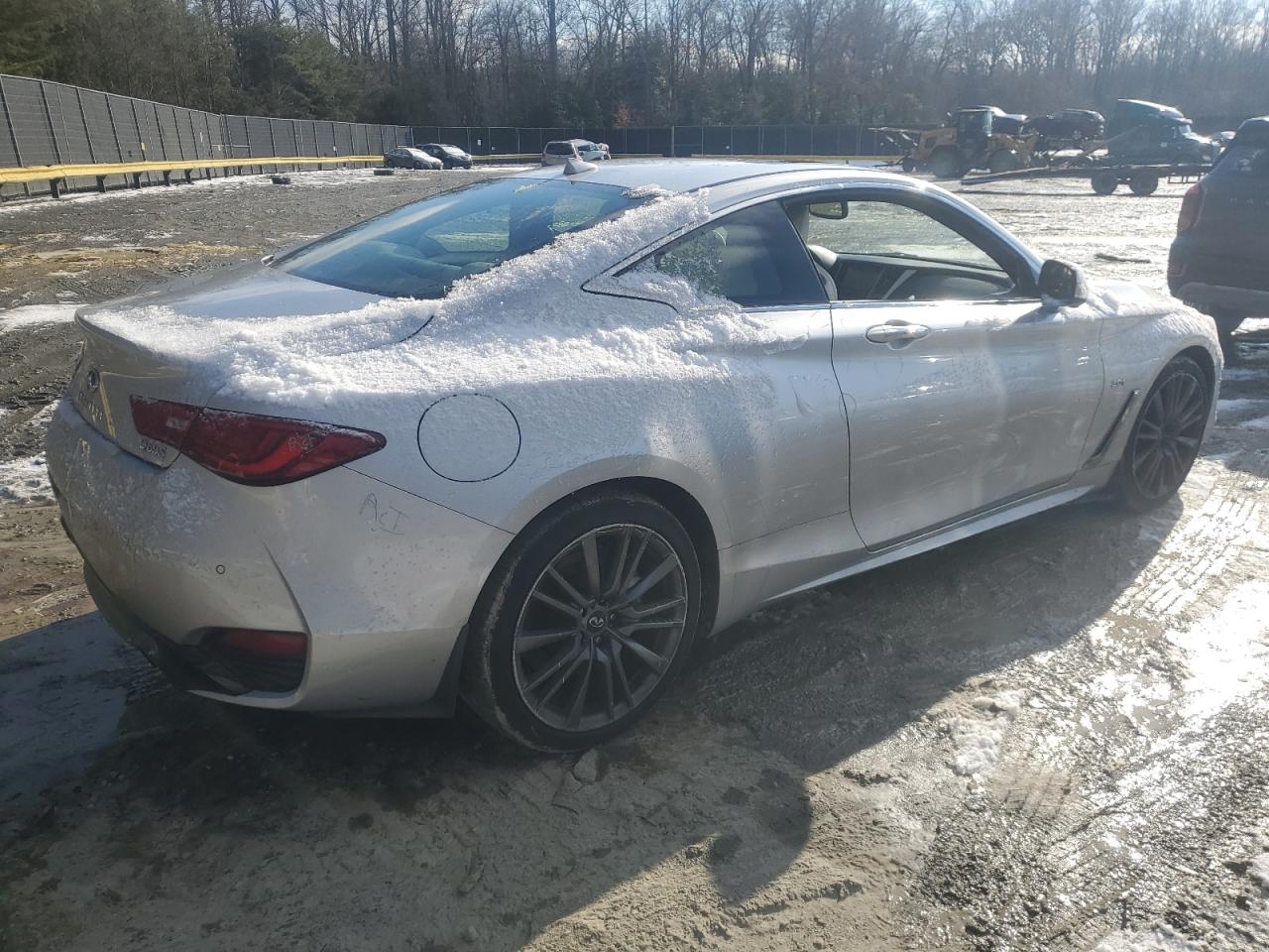 2017 Infiniti Q60 - Image 3