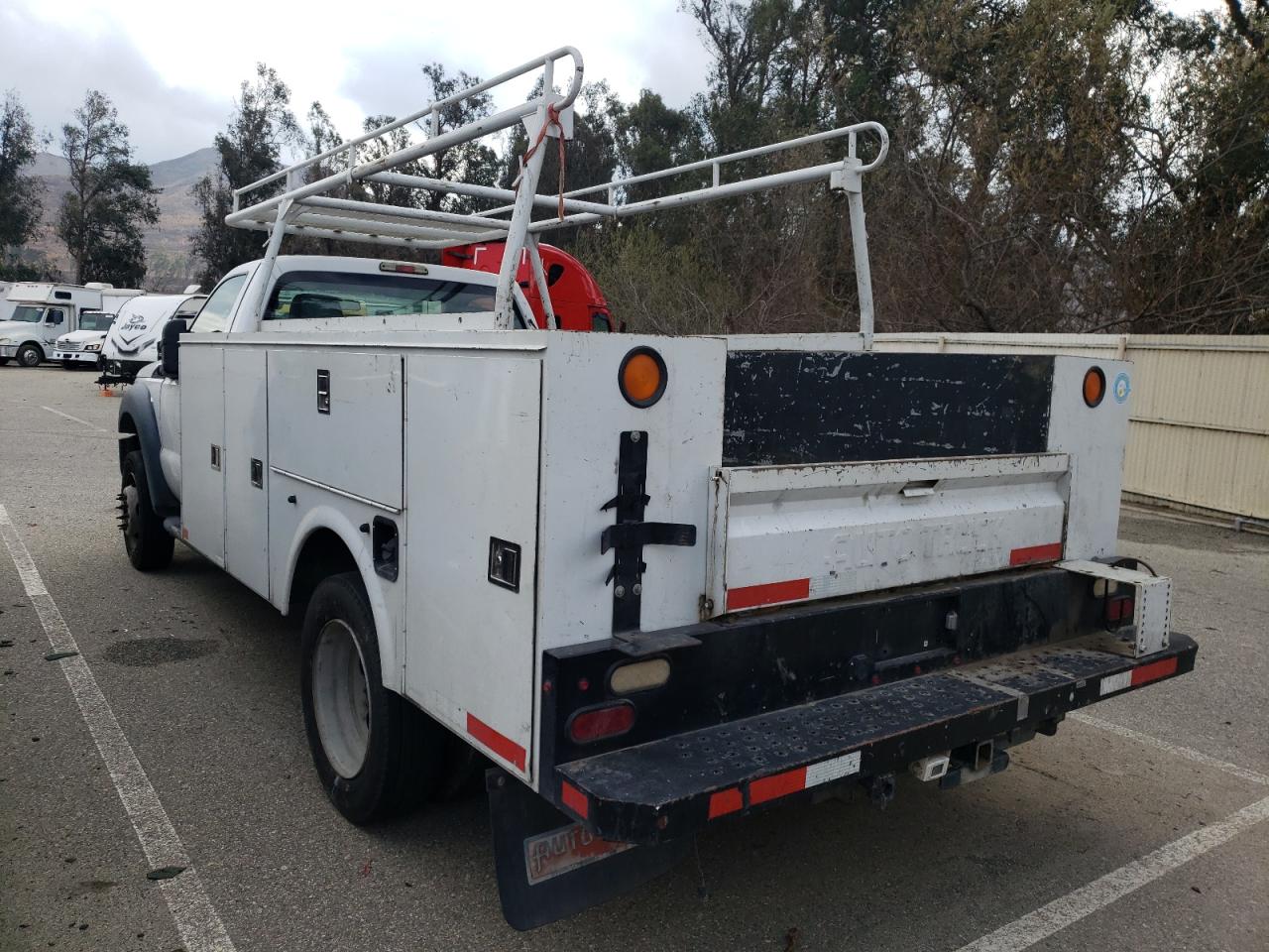 2014 Ford F450 - Image 2